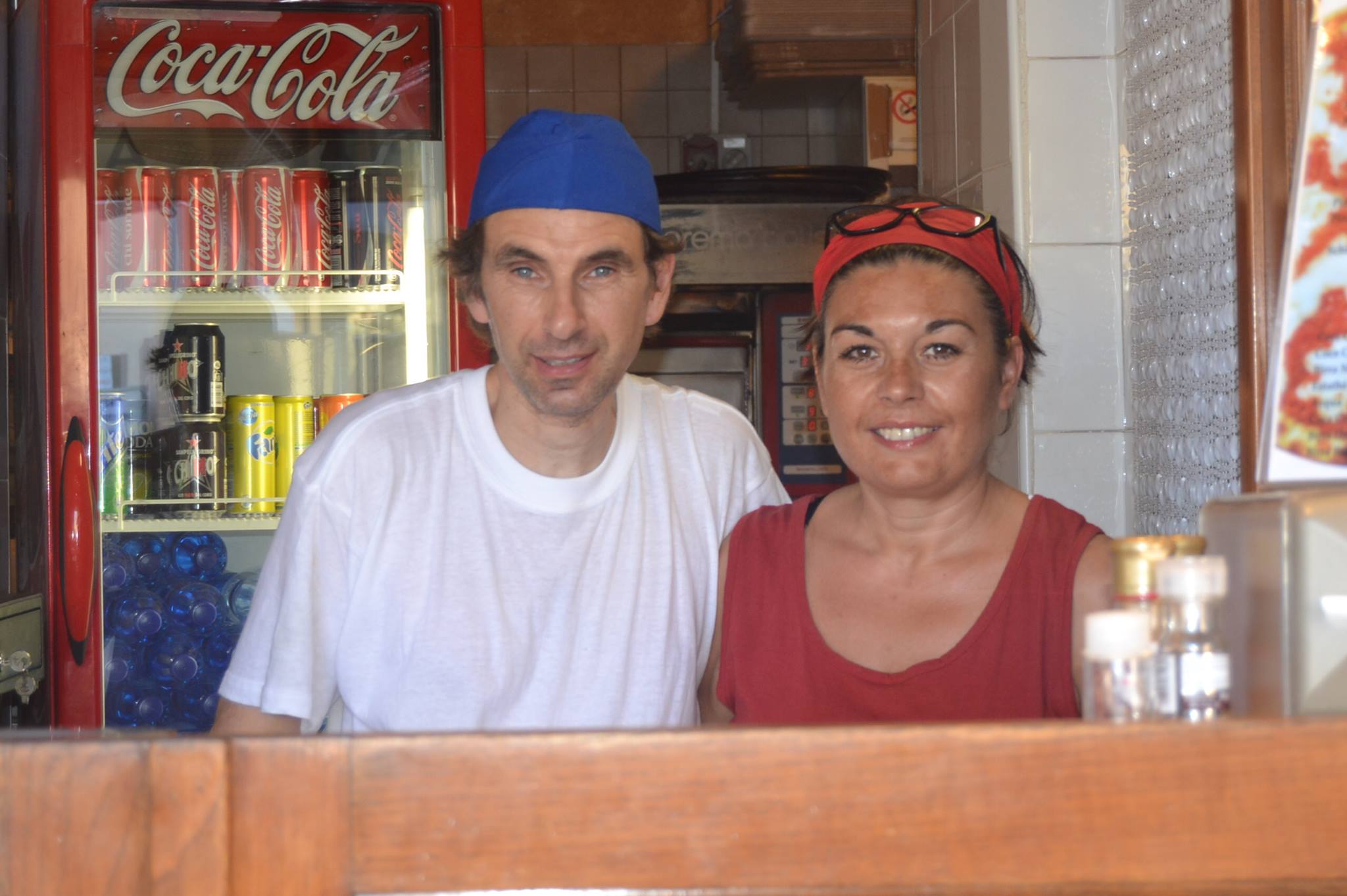 Andrea e Piera in pizzeria (Foto  A.Senatore)